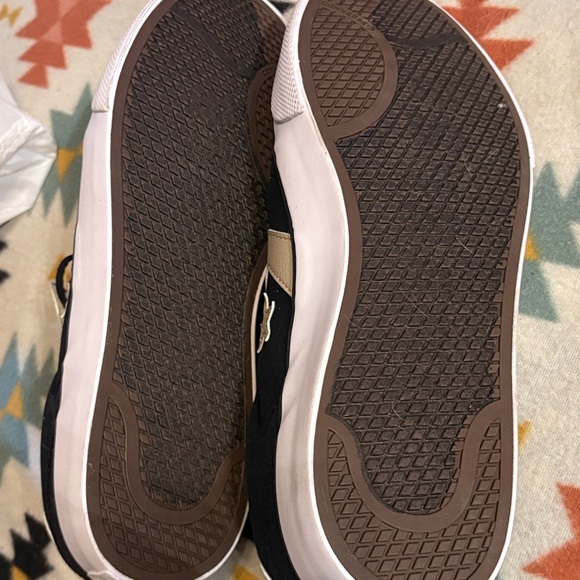 Converse Black and White Sneakers 10.5 men’s women’s 12 - Picture 7 of 7